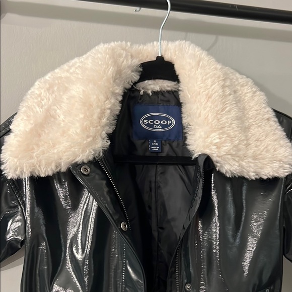 Scoop Black Faux Leather Jacket with White Fur Collar - Picture 2 of 6